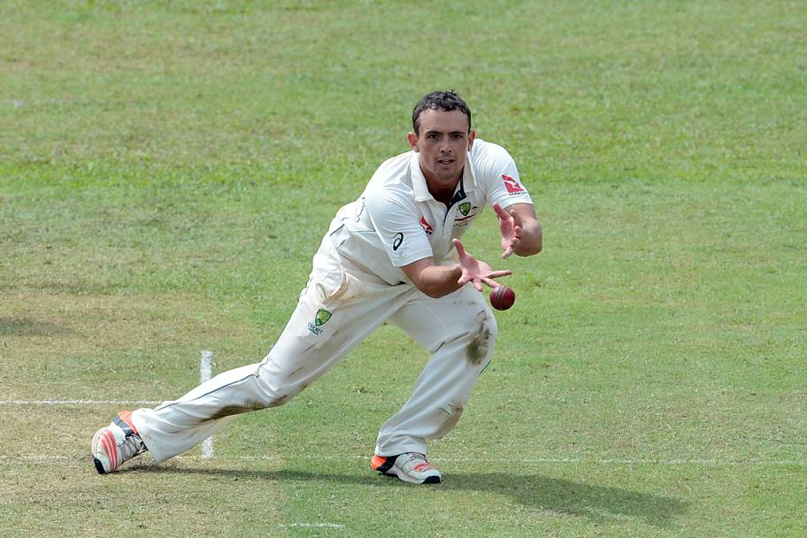 Il giocatore di cricket australiano Stephen O&#39;Keefe, durante la partitra tra Australia e Sri Lanka, a Colombo (Afp)